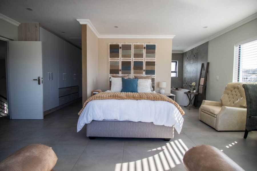 3 Bedroom Property for Sale in Sandy Point Beach Estate Western Cape